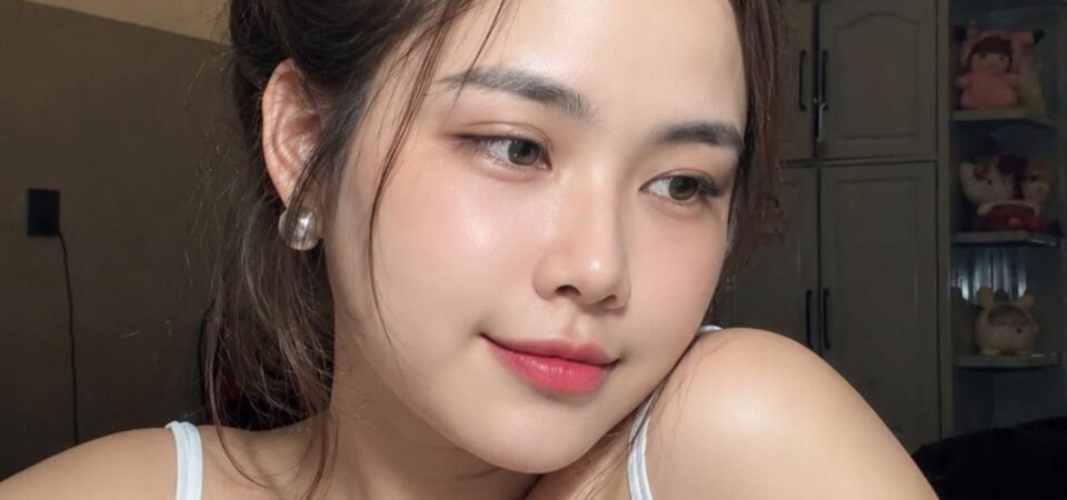 hương cà khịa sau nâng mũi độn cằm